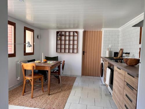 Le Hameau des Ânesses (Le Hameau des Anesses) in Saint-Calez-en-Saosnois