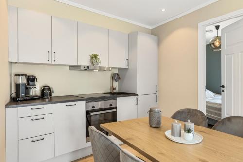 บริการและสิ่งอำนวยความสะดวก, ROOF HOUSE, Downtown in Sandefjord in แซนฟยอร์ด