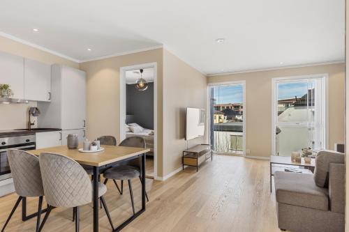 ห้องครัว, ROOF HOUSE, Downtown in Sandefjord in แซนฟยอร์ด