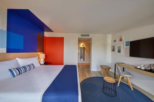 2 twin beds