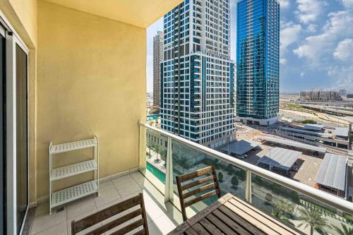 Chill Studio with Balcony and Pool View, Dubai (photo 10)