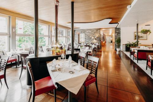 Restaurant, Parkhotel Schoenegg in Grindelwald
