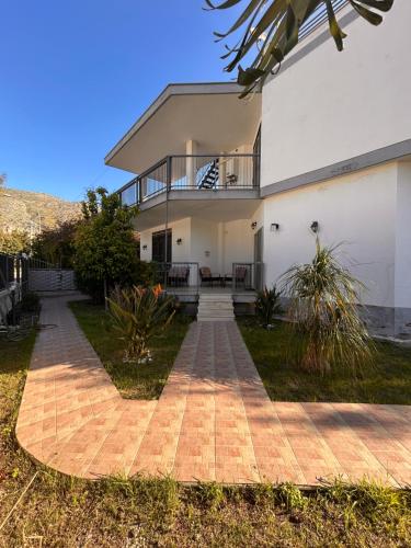 Villa Mia Mondello, 200m to beach, private parking, Palermo (photo 5)