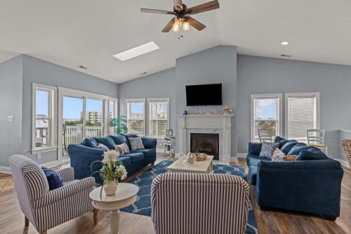 Barefoot West Duplex image