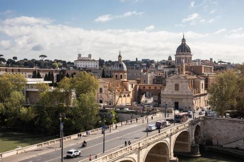 iFlat Contemporary Elegant Skyline in Rome, Rzym