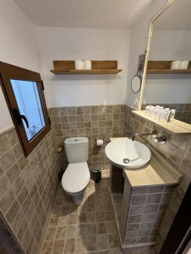 One-Bedroom Apartment with Terrace image 10