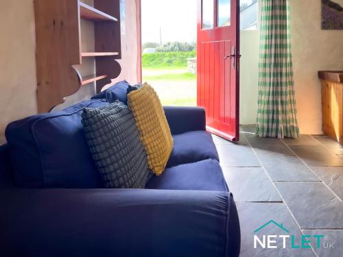 Ty Eithin - Rustic Cottage in St Davids, Saint David's (photo 4)