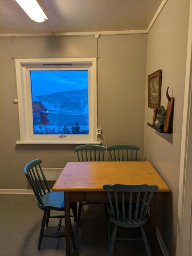 Konyha, Three bedroom home with an amazing mountain view! in Oppdal