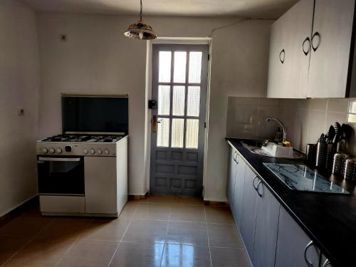 virtuve, Casita-1 To 2Guests-Pool-Patio-Bbq-Parking in Almendricos