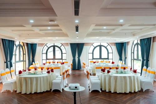 Belliss Hotel And Spa Dai Lai - 레스토랑