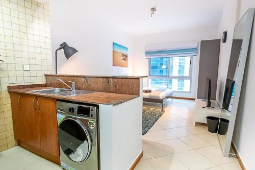 Cozy Chic Studio l Next to Marina Mall, Dubaj (zdjęcie 7)