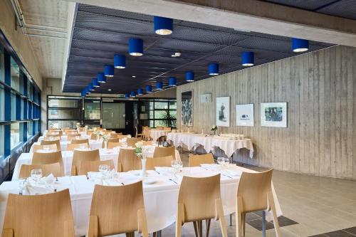 Étterem, Hotel Linnasmäki (Hotel Linnasmaki) near Turkui repülőtér