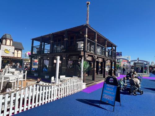 Swift stays Lyons Winkups holiday park