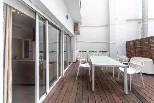 Two-Bedroom Apartment with Terrace image 2