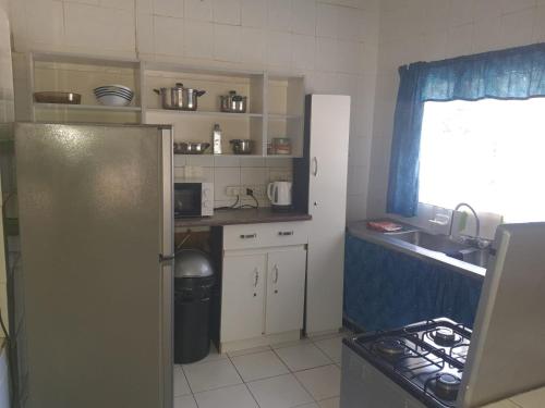 Cottage 2 at Cynthias Country, Hartbeespoort (foto 10)
