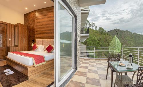 LakeView Kasauli Cottage - image 3