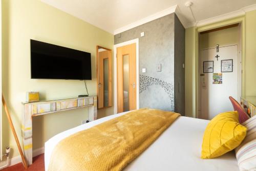 Cavalaire Guest House - image 13