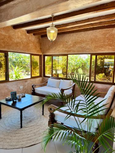 Pendo room at Lulu Sands in 華塔木