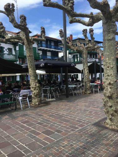 Bateau au coeur d'Hendaye in هينداى
