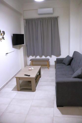 Cozy Mirror Apartment, Athen