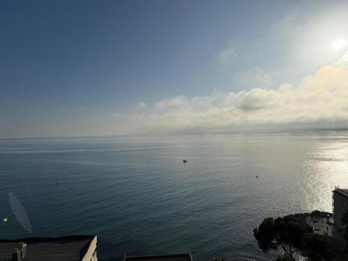 Apartment with Sea View image 5