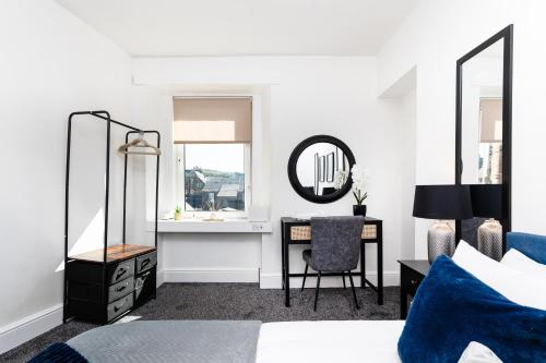 2 Bedroom Apartment-Free Parking in هاويك
