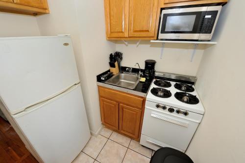 Létesítmények, Cozy Studio Steps to Central Park Upper E Side near Guggenheim Múzeum