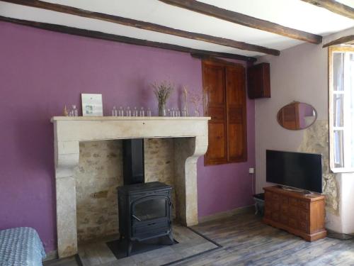 Gîte Ô Pois Papillon (Gite O Pois Papillon) in Marillac-le-Franc