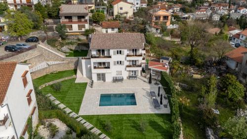 ทัศนียภาพภายนอกโรงแรม, Villa Visore - Apartment Victor in โปบรี