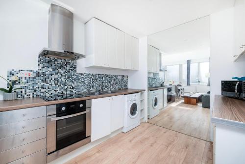 Berwick Street Central Apartments, Londra (foto 8)