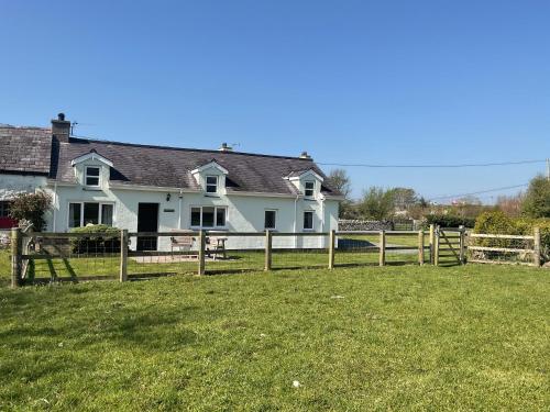 Zunanjost, Samuel cottage in Llanfaglan