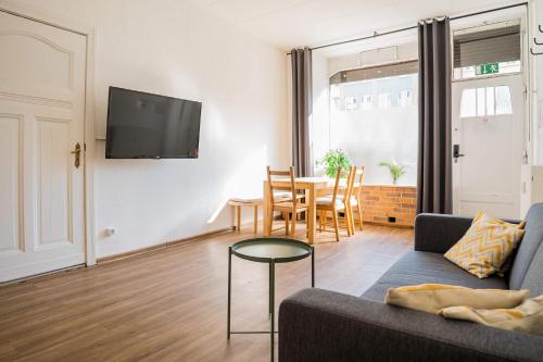 Stylish Apartment in convinient location - image 11