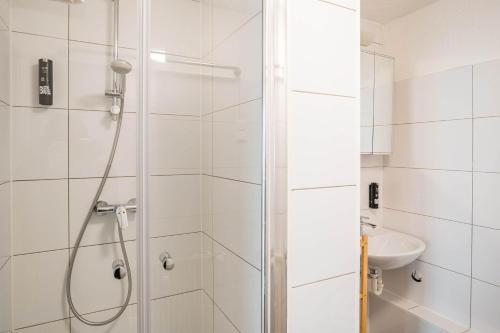 Stylish Apartment in convinient location - image 3