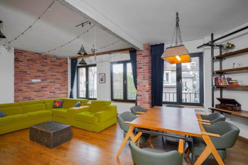 Central Sanctuary 3BD by Flat Mаnаger, Sofia (Foto 10)