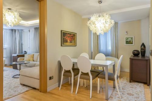 Stylish One-bedroom Flat with Amazing City View by Flat Mаnаger, Sofia (photo 3)