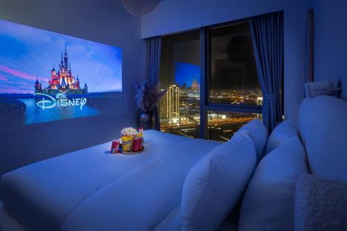 Bella Elite Homes at Grande Signature Full Burj and Fountain View Downtown - Brand New Luxury Apartment, Dubai (photo 8)