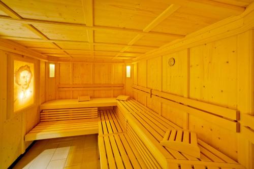 Gyógyfürdő, Hotel Schlosskrone in Fussen városközpont