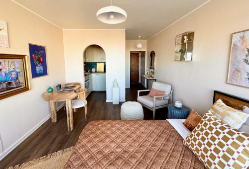 Top Floor Getaway in Central Helsinki - Church & Sea View, Helsinki (photo 8)