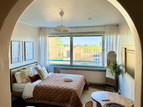 Top Floor Getaway in Central Helsinki - Church & Sea View, Helsinki (photo 6)