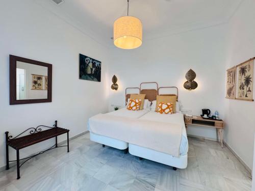 Hotel Las Cortes De Cádiz - image 5