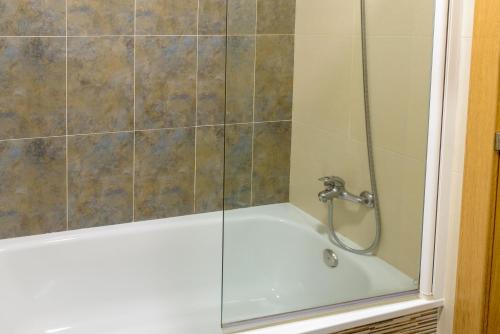 Standard Twin Room with Sea View