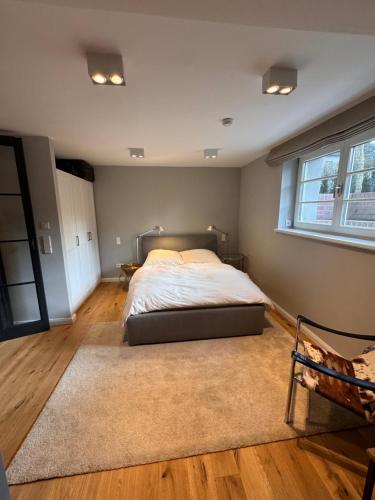 Neue 2 Zimmer Wohnung im Grunen mit Terrasse und Platz in Kleinmachnow