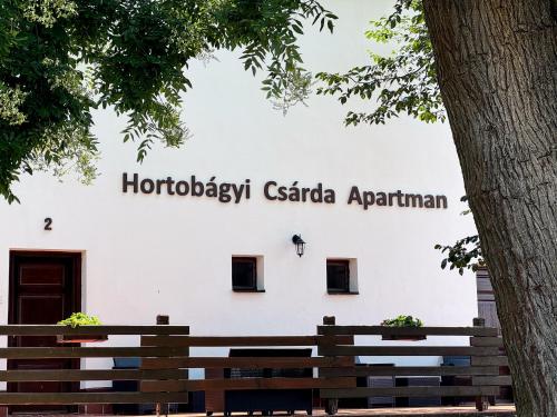 . Hortobágyi Csárda Apartman