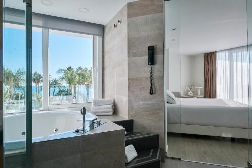 Pezsgőfürdő, Hotel Helios - Almunecar in Almunecar