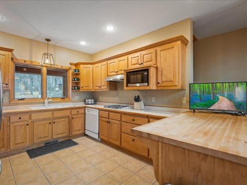 Longbow Lodge - image 14