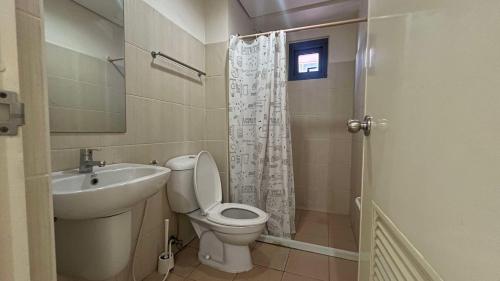 2BR Grand Riviera Suites by MrSayla, Manila (photo 9)