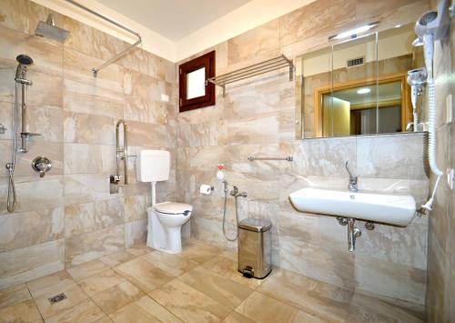 Royal Sea House - image 2