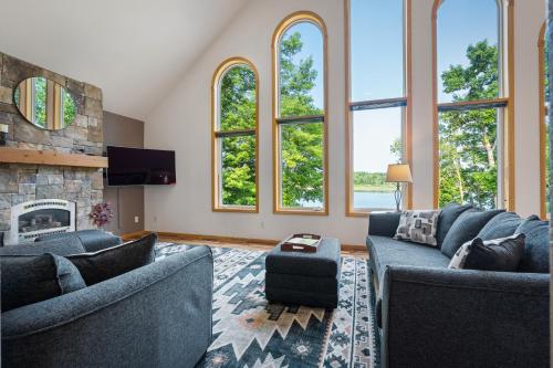 Love Lake Manor in East Gull Lake (MN)