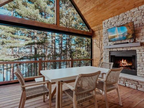 Manhattan Point in Crosslake (MN)