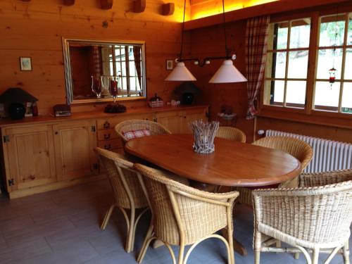 Chalet Charming - image 4